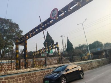 ֣�����Ͻ�Ѳ������Ա��ʱ�������� �ų��޸߸˽�׹�����